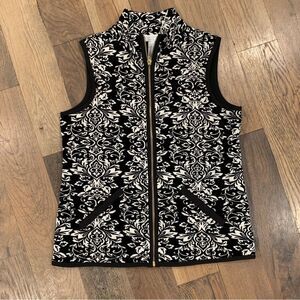 Charter Club Woman Black & White Floral Velour Quilted Vest Size Petite 2